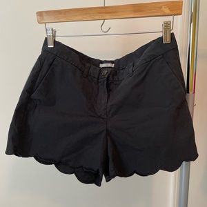 Adorable GAP Chino Scallop Shorts